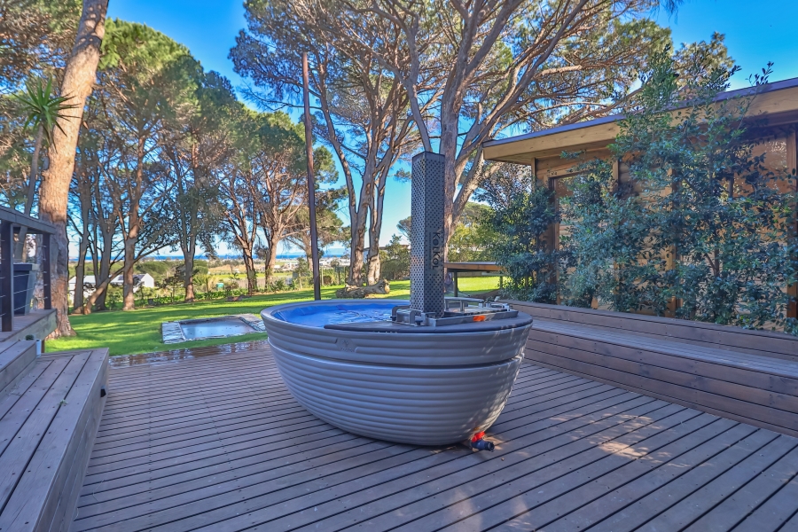 5 Bedroom Property for Sale in Somerset West Rural Western Cape